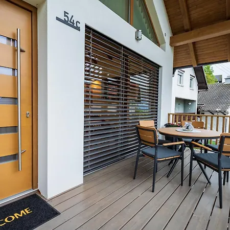 Cozy House Claudia Zirovnica