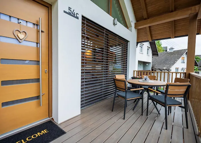 Cozy House Claudia Zirovnica