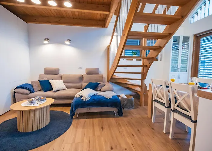 Cozy House Claudia * Zirovnica